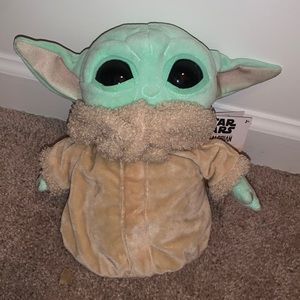 Star Wars baby yoda stuffie